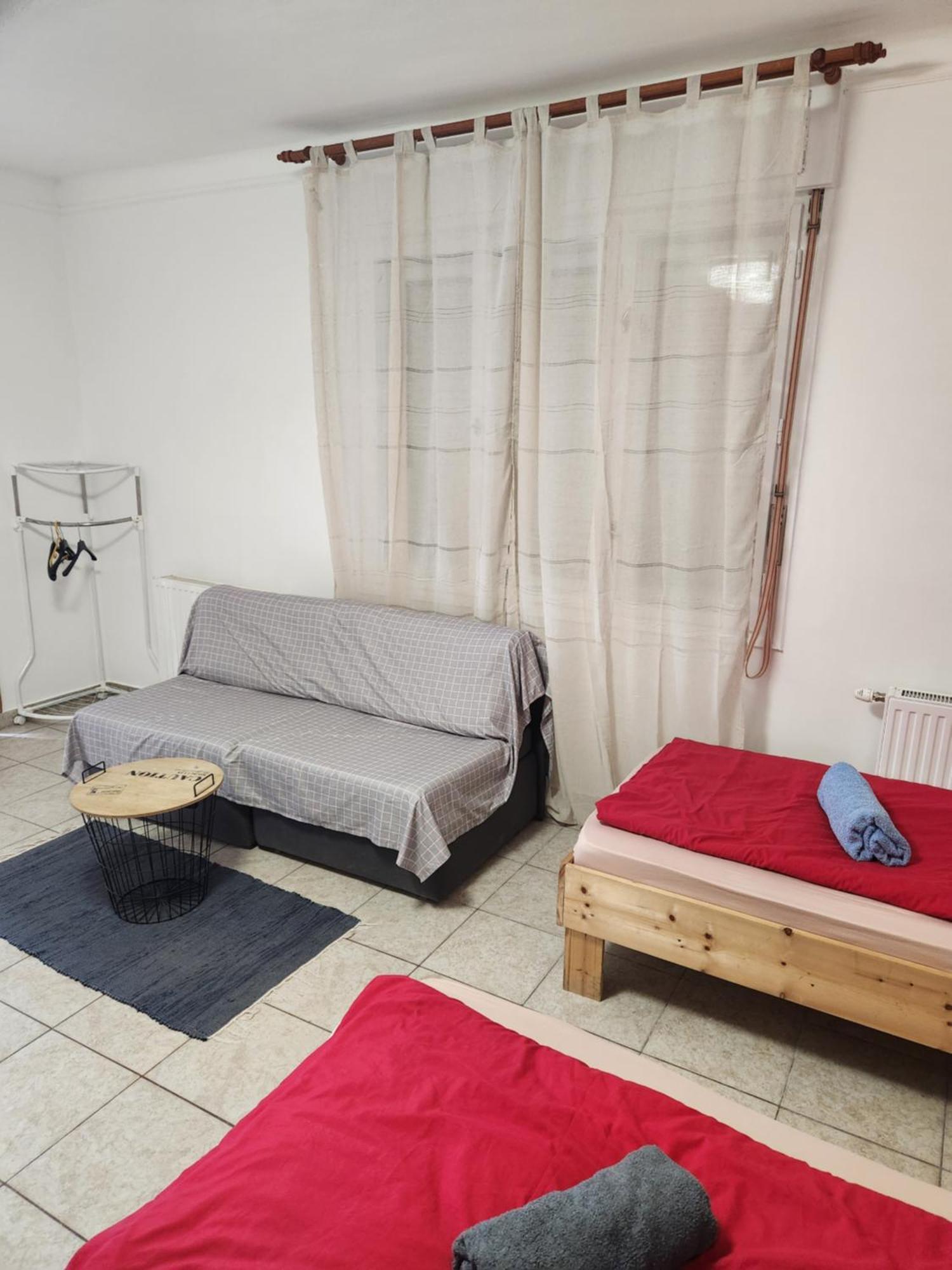 Orsi Apartman / Vendeghaz Kecskemet Luaran gambar