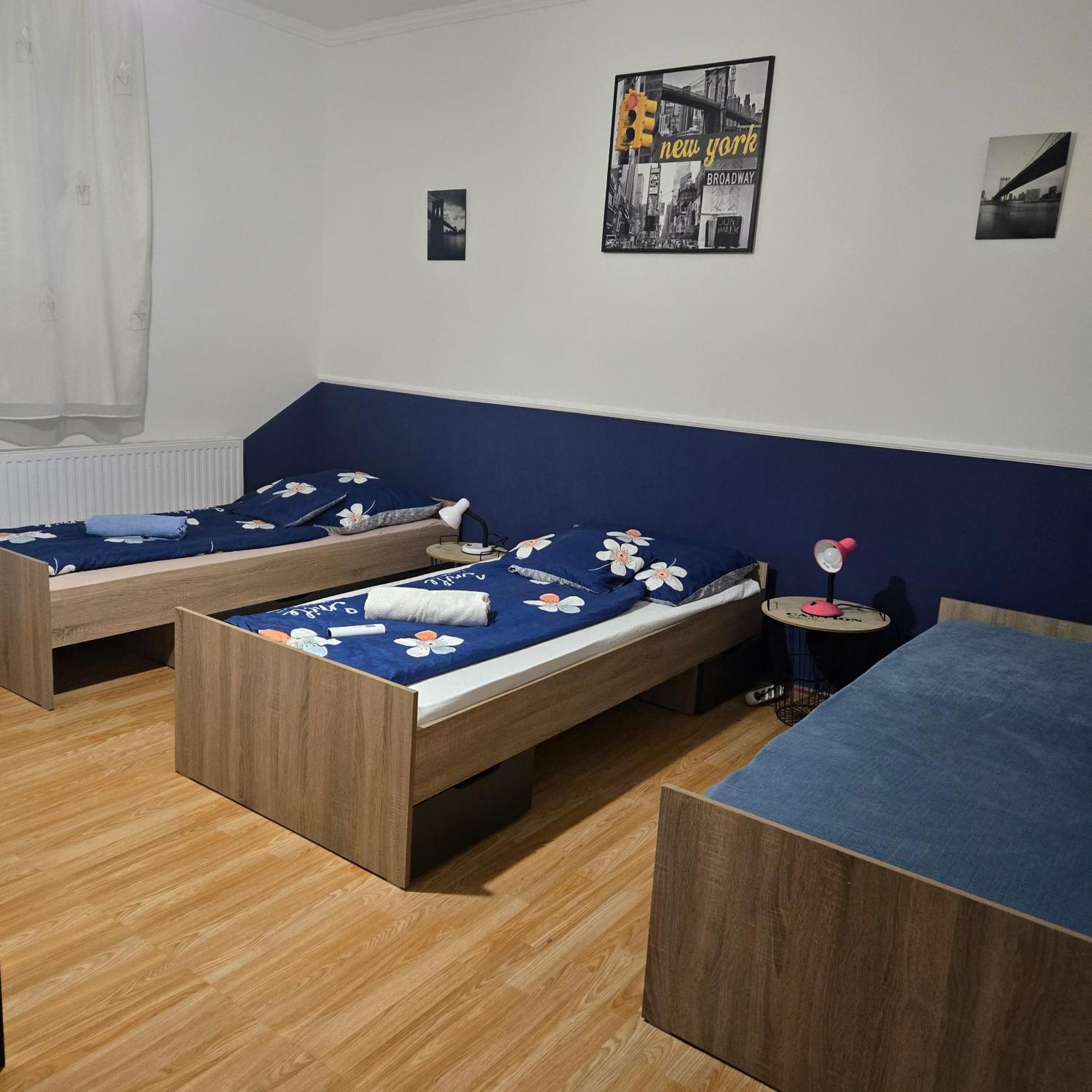 Orsi Apartman / Vendeghaz Kecskemet Luaran gambar